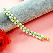 Pearl Bracelet with Glass Beads