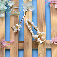Delicate Flower-liked Hair Clip with Pearl