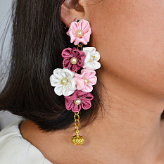 Longues boucles d'oreilles pendantes à fleurs en ruban