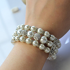 Three-strand Pearl Beads Wide Bracelet