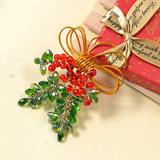 Charming Christmas Brooch with Beads and Wires