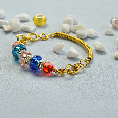 Bracelet coloré avec perles européennes en verre