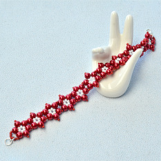 Red Pearl Bracelet