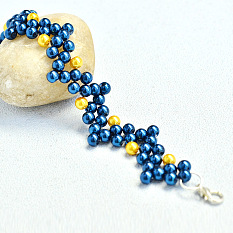 Pretty Blue Pearl Bracelet