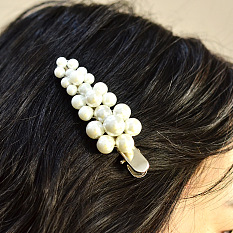 Pinza para el cabello de perlas elegante y elegante