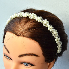 Romantici accessori per capelli da sposa