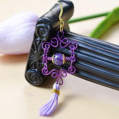 Boucles d'oreilles à pampilles en fil violet