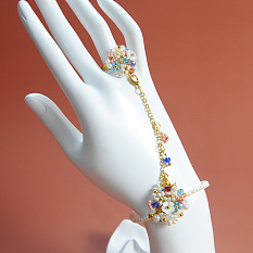 Beaded Flower Finger Bracelet