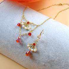 Golden Chain Crystal Necklace