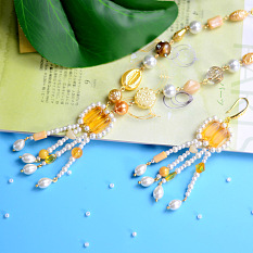 Collier pendentif en perles de style baroque