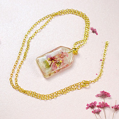 Dried Flower Necklace Made Of Resin