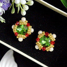 Рождественские серьги с оправой