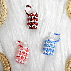 Mini-Flaschenhülle mit Perlen