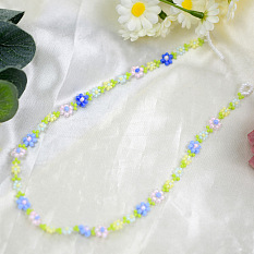 PandaHall Selected idée de collier de fleurs en perles