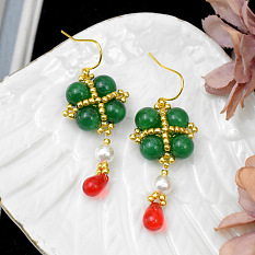 Зеленые серьги-«кошачий глаз» из стеклянных бусин