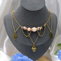 Цепочка с бусинами из розовых драгоценных камней