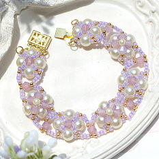 Lila Armband aus Glas und Perlen