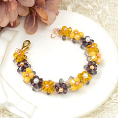 Винтажный браслет из стеклянных бусин