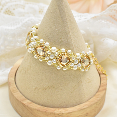 PandaHall Selected idée sur un bracelet de perles à lunette dorée