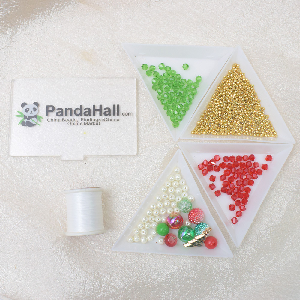 Подвеска из рождественского колокольчика и стеклянных бусин-2