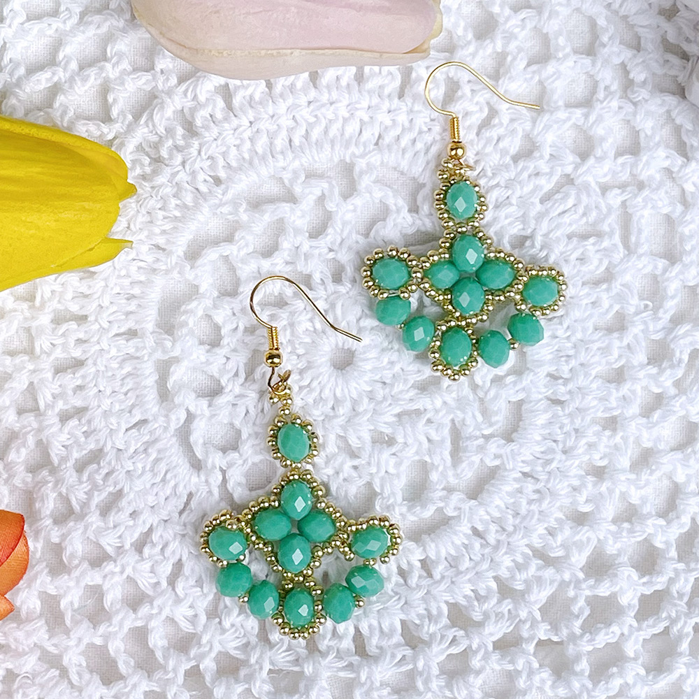 PandaHall Selected мастер-класс по изготовлению зеленых серег с гранеными стеклянными бусинами.-1