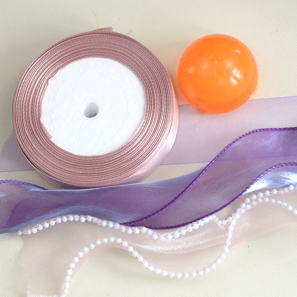 DIY Ribbon Jellyfish