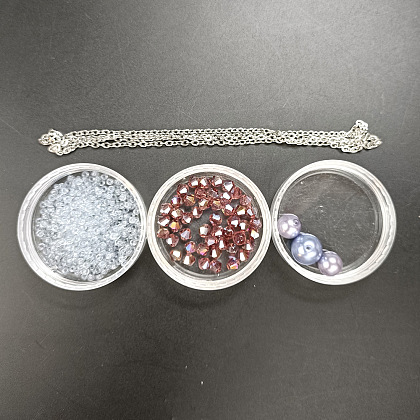 PandaHall Selected идея колье из стеклянных биконусов с жемчужными бусинами-2