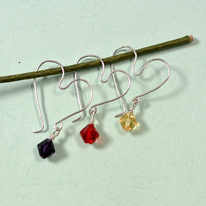 Boucles d'oreilles coeur enveloppées de fil avec perles de verre-4