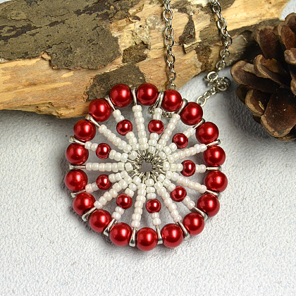 Red Pendant Necklace with Pearl Beads and Seed Beads-1