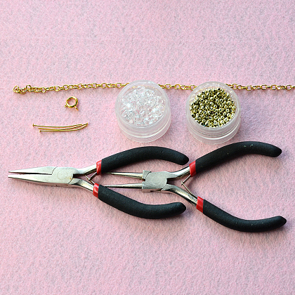 Браслет из хрустальных бусин-2