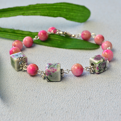 Bracelet de couleurs mélangées avec perles cubiques en porcelaine-5