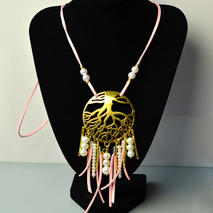 Ожерелье с подвесками из шнура из искусственной замши и жемчужных бусин-5