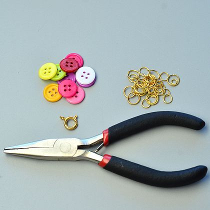 Bracelet boutons en acrylique avec anneaux ouverts-2