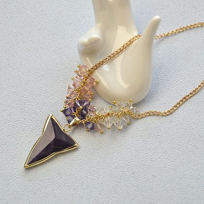 Collier en grappe de perles de cristal avec pendentifs triangulaires en améthyste-5