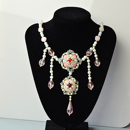 Collier pendentif fleur en perles mélangées-1