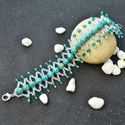 Bracelet délicat en point de perles turquoise-1