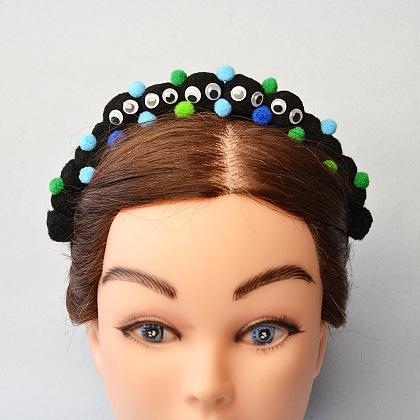 Haarband mit Bommelbällen und Wackelaugen-1