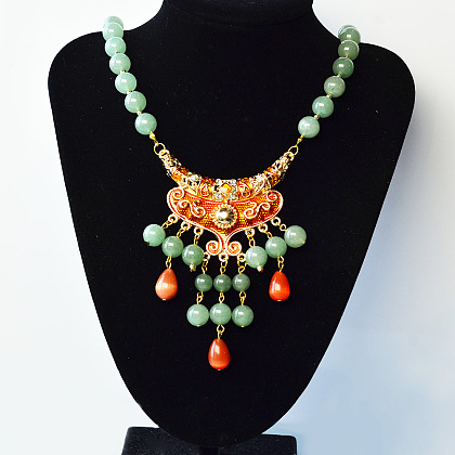 Collier pendentif en perles d'aventurine verte naturelle, avec lien de lustre en alliage émaillé-1