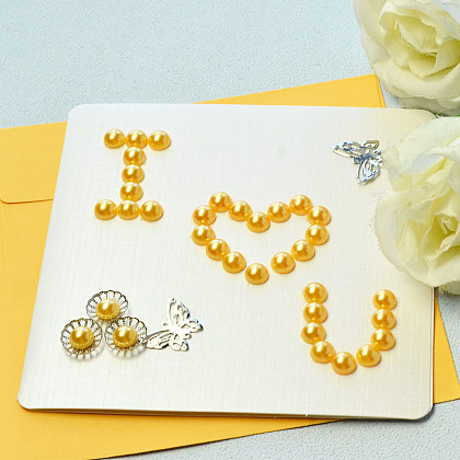 Carte de Saint Valentin avec cabochons de perles-4
