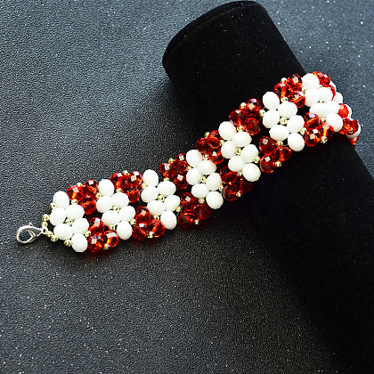 Bracelet maille large avec perles de verre blanches et rouges-1
