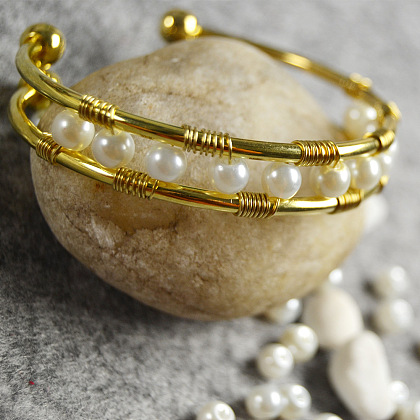 Bracelet doré avec perles-4