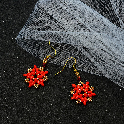 Boucles d'oreilles étoile rouge avec perles de rocaille-5