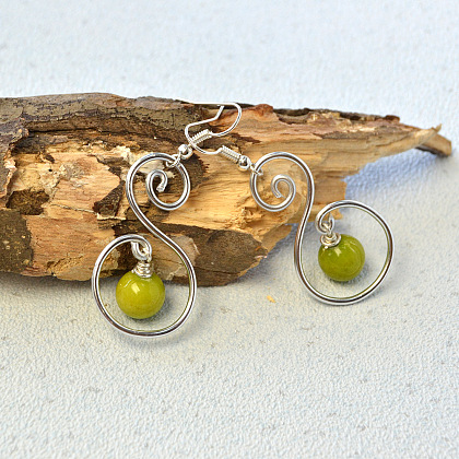 Pretty Earrings with Natural Mashan Jade Beads