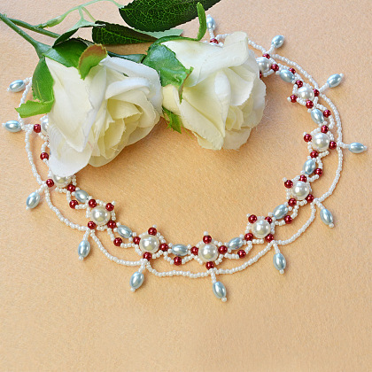 Stilvolle Halskette mit hübscher Perle-1