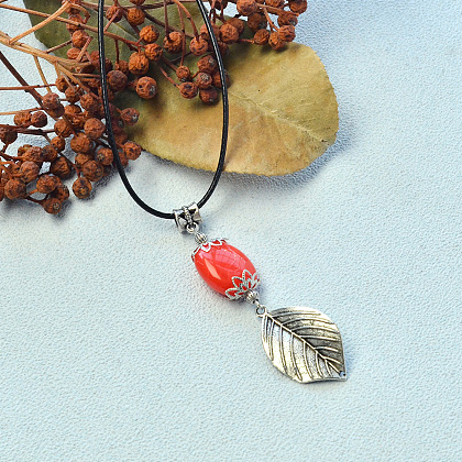 Pretty Leaf Necklace with Acrylic Beads-1