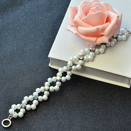 Bracelet en strass et perles-5