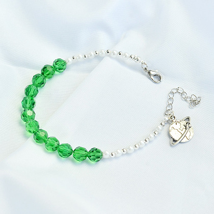 Bracelet en cristal vert avec perle-1