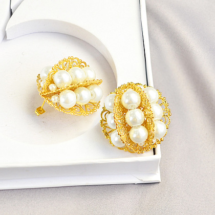 Elegantes pendientes de perlas-1
