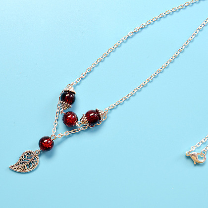 Колье с подвеской в виде листьев-5