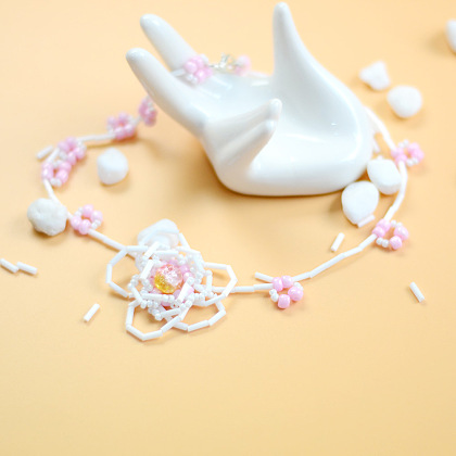 White and Pink Flower Necklace-1